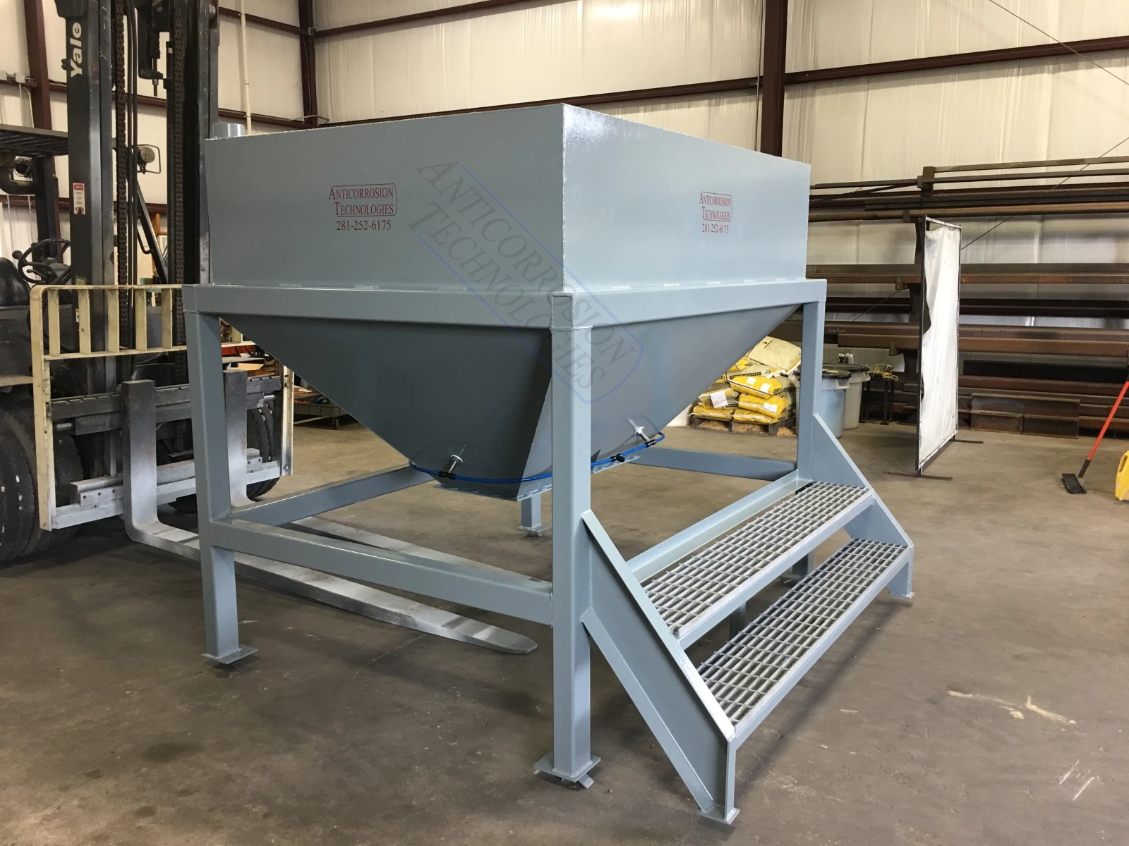 Powder Loading Hopper